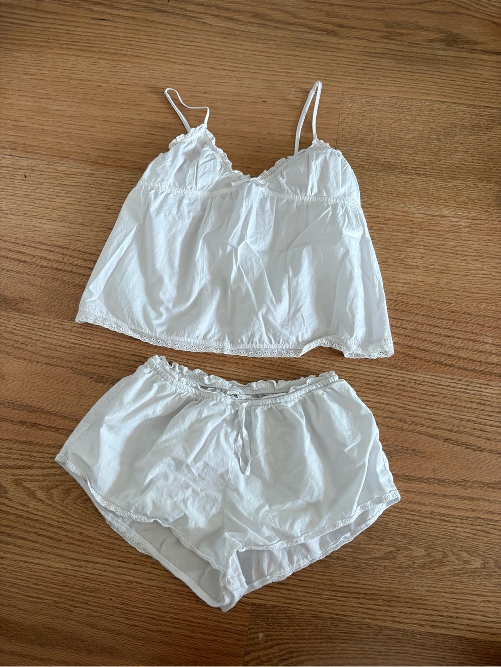 Frankie’s Bikinis white set